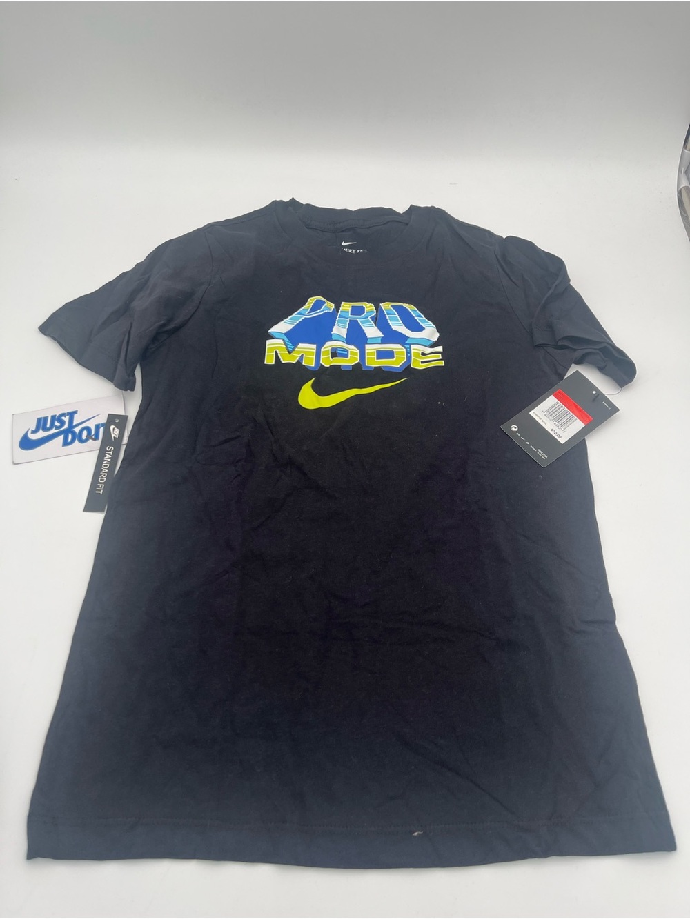 Nike Boy’s Pro Mode Graphic T-Shirt - Black size L NEW w/tags athletic